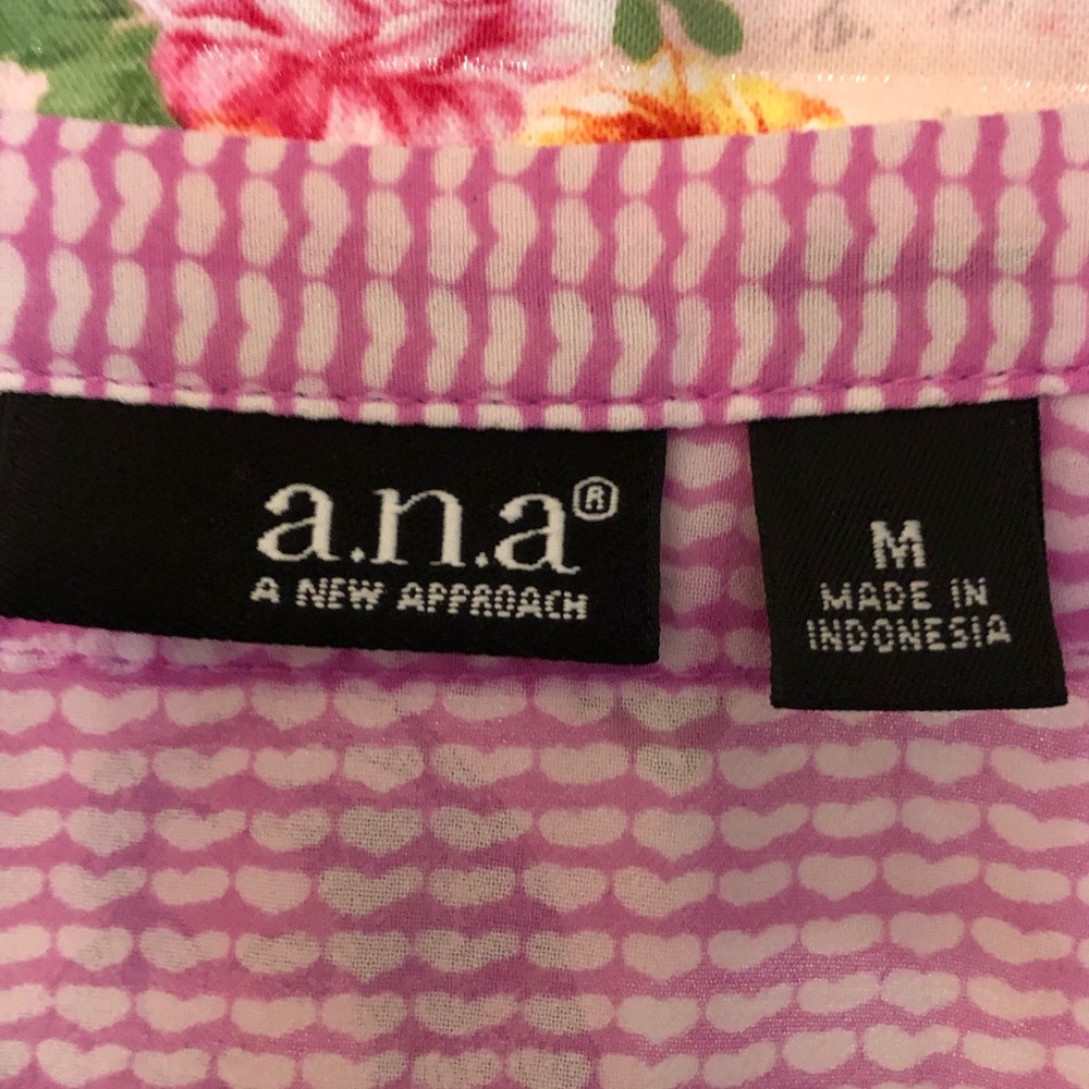 Ana Top - Picture 5 of 5